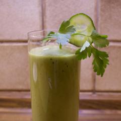 Bananen - Apfel - Petersilie - Smoothie