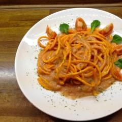 Butternuss - Nudeln mit Grapfruit - Orangen - Dattel - Sauce