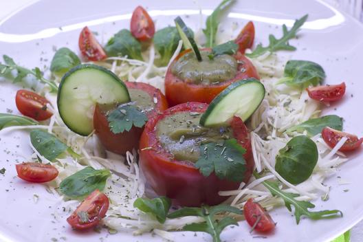 Bananen - Petersilie - gefüllte Tomaten