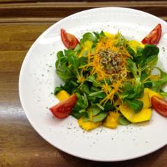 Mango - Kürbis - Sprossen - Salat