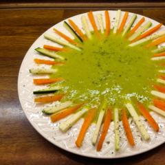 Gemüse - Sticks mit Mandarinen - Petersilien - Sauce