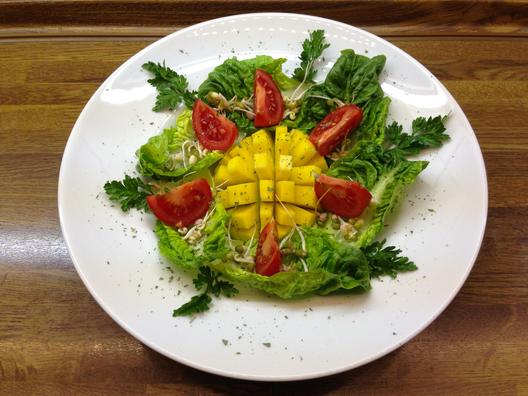 Mango an Baby - Salat mit Mungbohnen