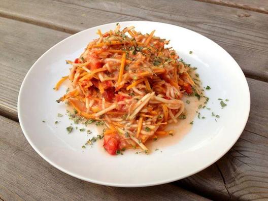 Just grated pumpkin and zucchini with a chopped red pepper and a sauce of a lot of tomatoes, halve a hass avocado and the juice of two lemons. Great meal.