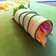 Raw zucchini, carrot, radish, corn salad and occasionally tomato spring rolls <3