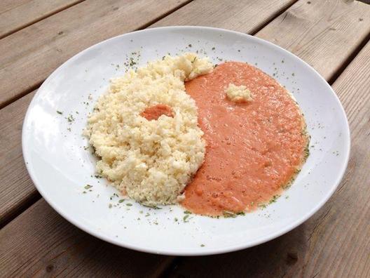 "Rice" made of cauliflower with a sauce of a stalk of celery, juice of two oranges and one lemon, three tomatoes and some greens from the cauliflower