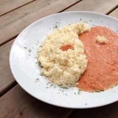 "Rice" made of cauliflower with a sauce of a stalk of celery, juice of two oranges and one lemon, three tomatoes and some greens from the cauliflower