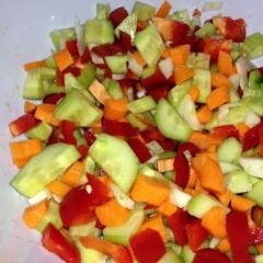 Something juicy after the strong durian - cucumber, carrots, red pepper and fennel with lemon juice :)